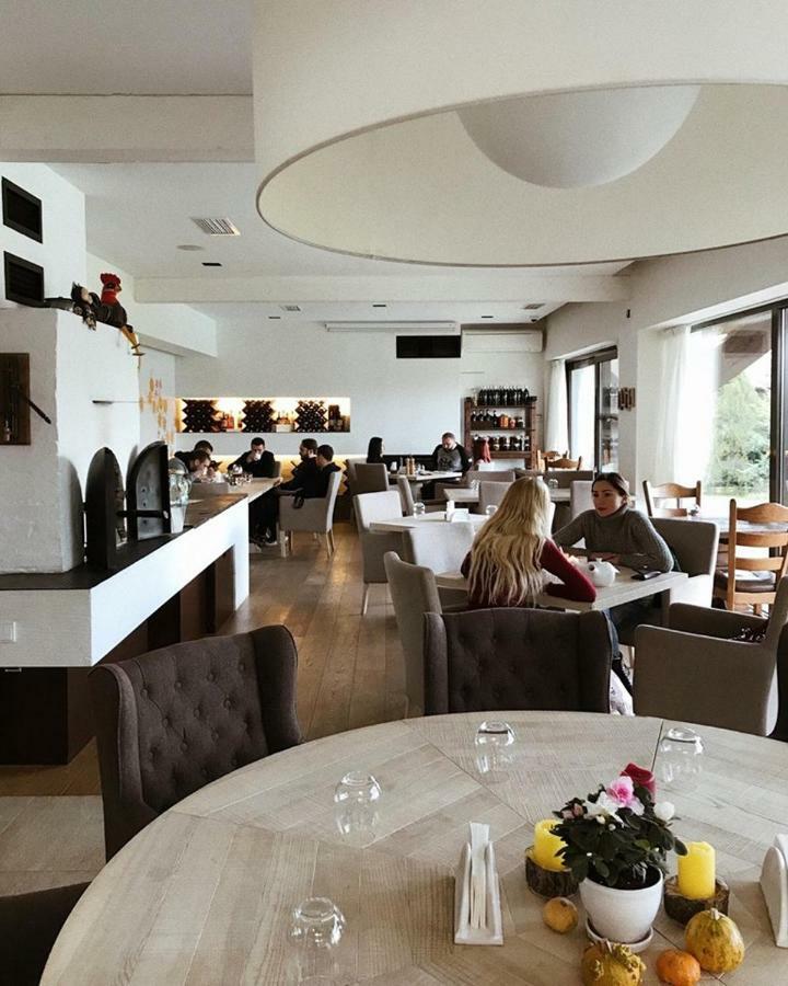 Gosteria Hata Podoprygora Obukhivka Kültér fotó